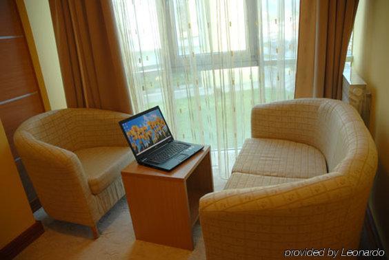 Hotel Cezar 4*